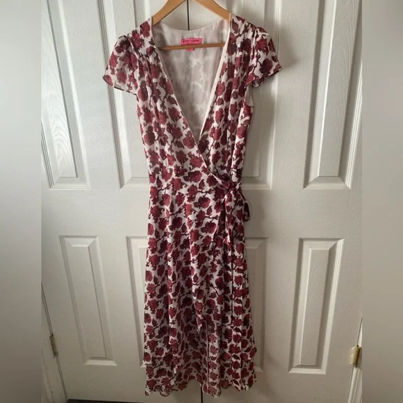 Betsey Johnson Dark Floral/Rose Chiffon Romantic Wrap Midi Dress SZ 8 - Picture 2 of 9